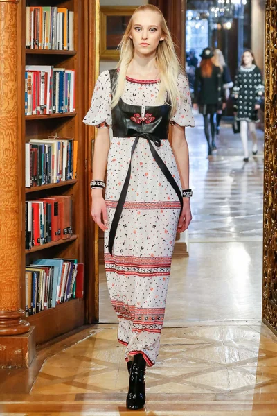 Look 72